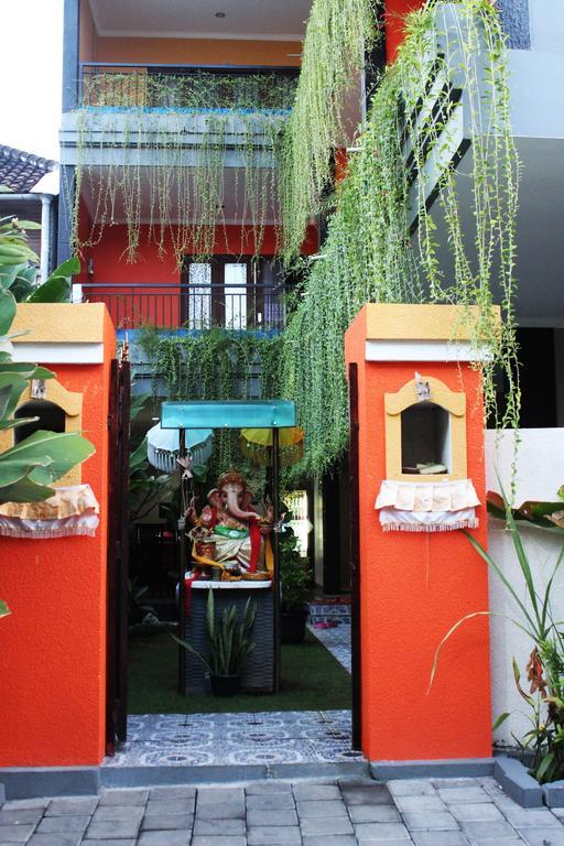 Rena Segara House Kuta Hotel Kuta  Bagian luar foto